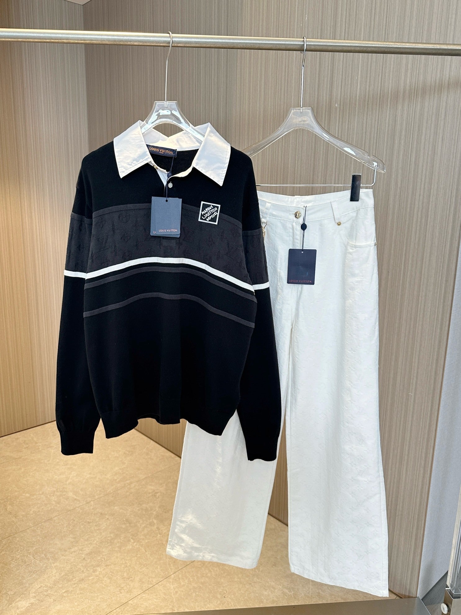 LV 25S SWEATER 0095