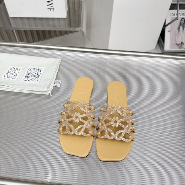 LOEWE 26S FLAT SANDALS IN WARM BEIGE CALFSKIN WITH CRYSTALS