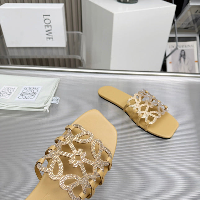 LOEWE 26S FLAT SANDALS IN WARM BEIGE CALFSKIN WITH CRYSTALS