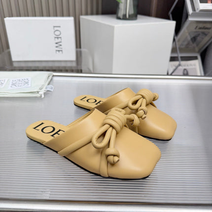 LOEWE 26S MULE LOAFERS IN WARM BEIGE CALFSKIN KNOT DETAIL