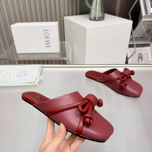 LOEWE 26S MULE LOAFERS IN BURGUNDY RED CALFSKIN KNOT DETAIL