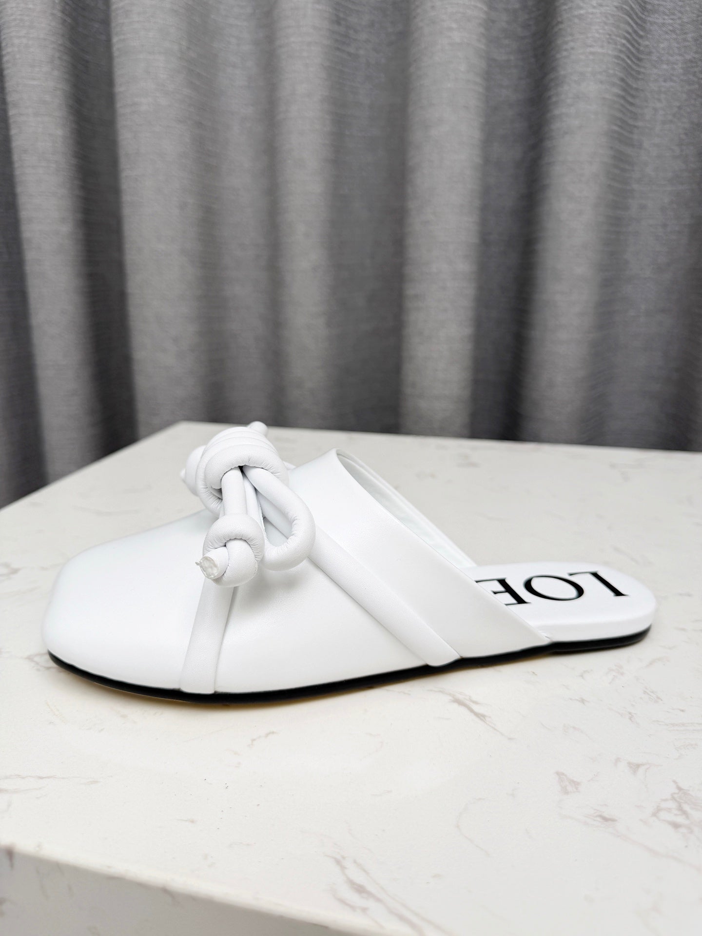 LOEWE 26S MULE LOAFERS IN WHITE CALFSKIN KNOT DETAIL