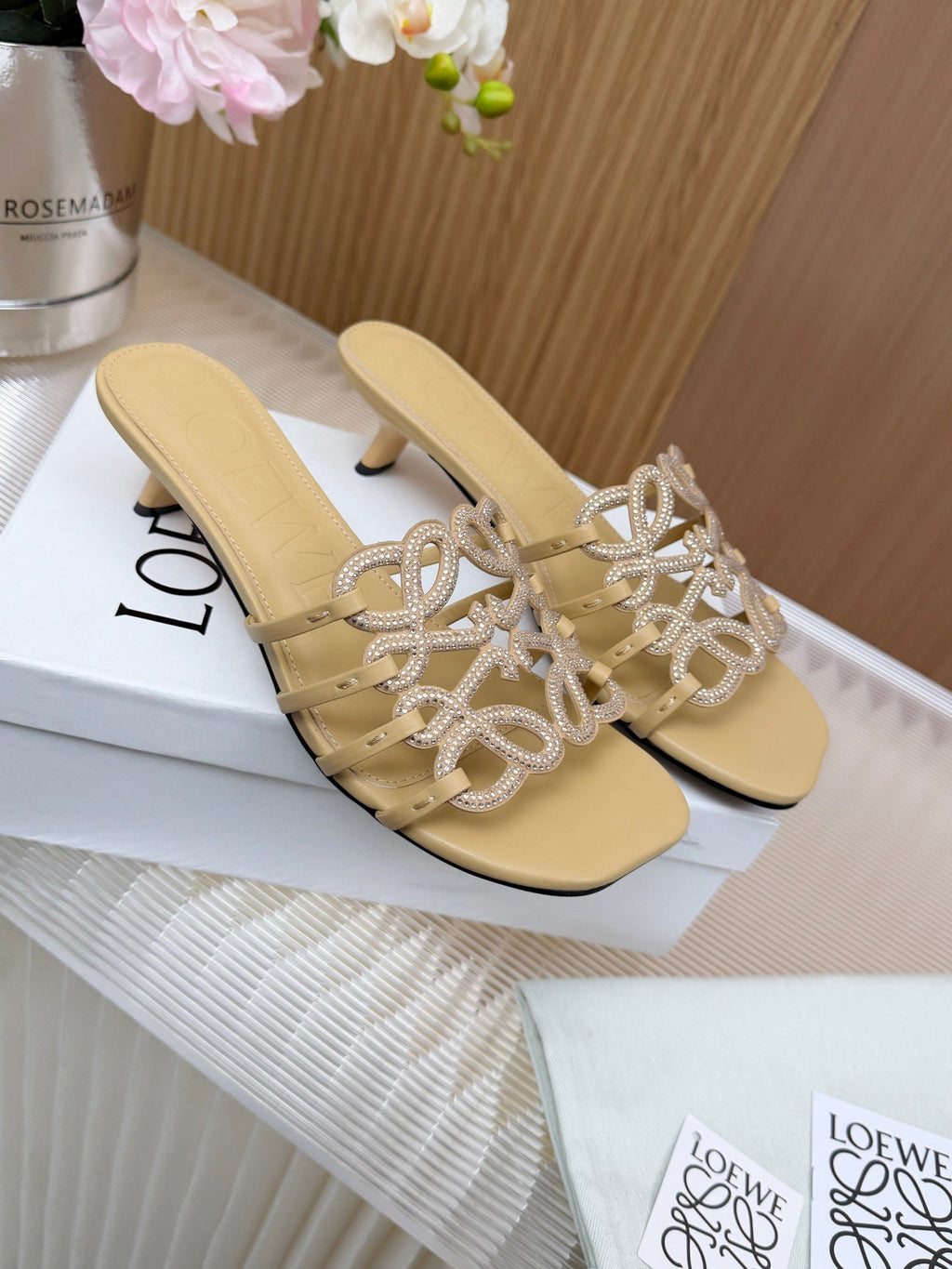 LOEWE 26S PETAL ANAGRAM SLIDE 45MM IN BEIGE SOFT CALFSKIN WITH CRYSTALS