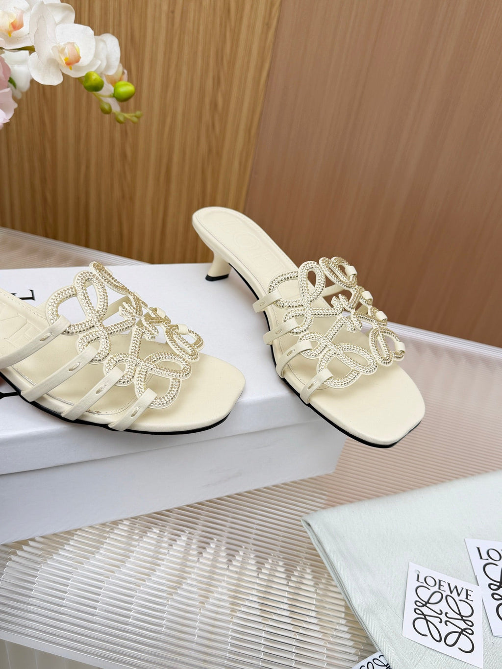 LOEWE 26S PETAL ANAGRAM SLIDE 45MM IN CREAM WHITE SOFT CALFSKIN WITH CRYSTALS