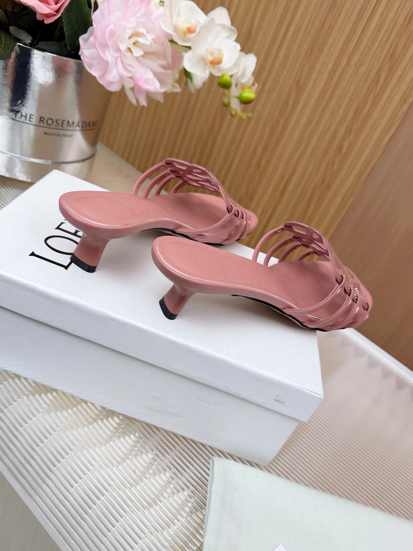 LOEWE 26S PETAL ANAGRAM SLIDE 45MM IN PINK SOFT CALFSKIN WITH CRYSTALS
