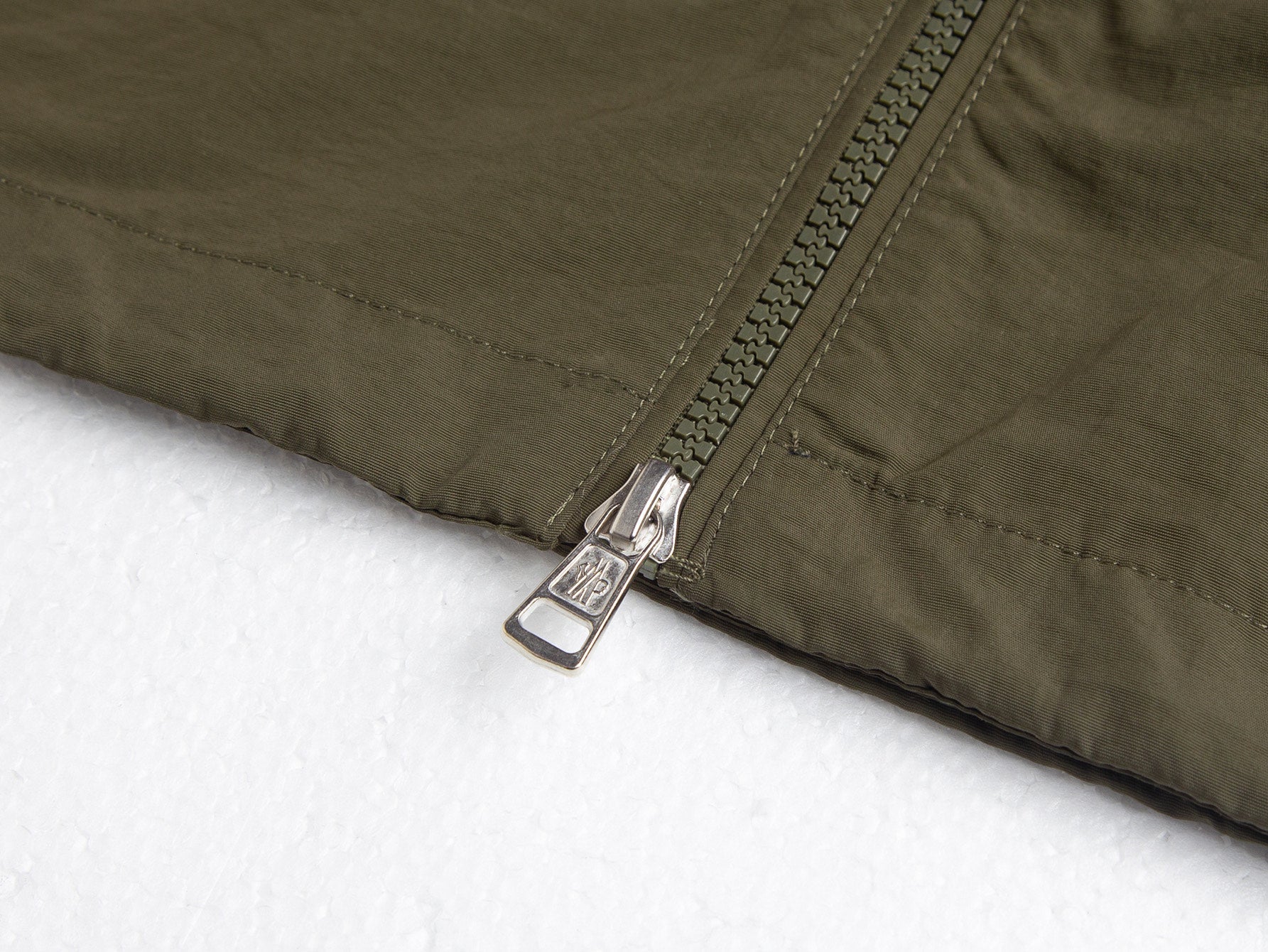 MONCLER 26S JACKET 500