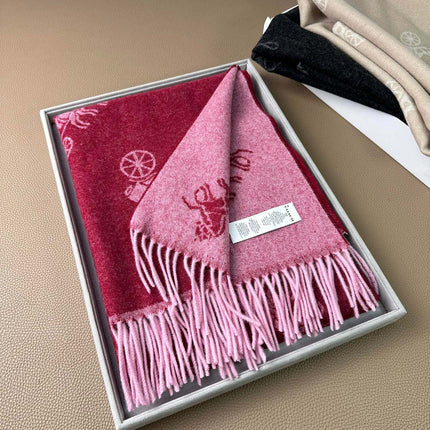 HORSE & CARRIAGE PRINT SCARF 195 CM IN RED PINK 375240