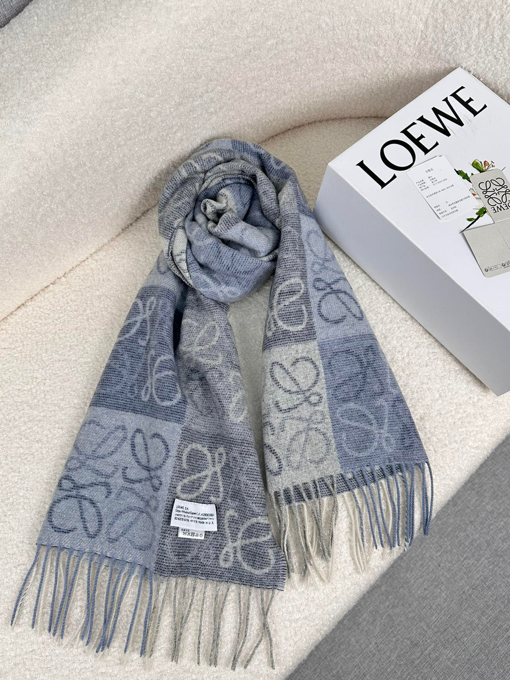 LOEWE 25S SCARF 200 IN CASHMERE 854509