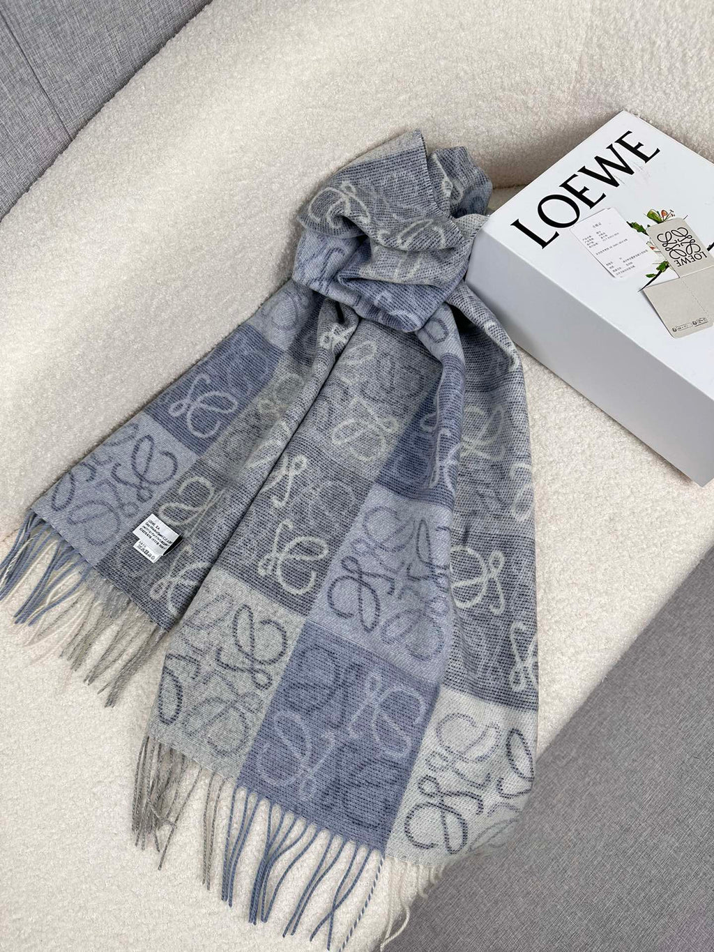 LOEWE 25S SCARF 200 IN CASHMERE 854509