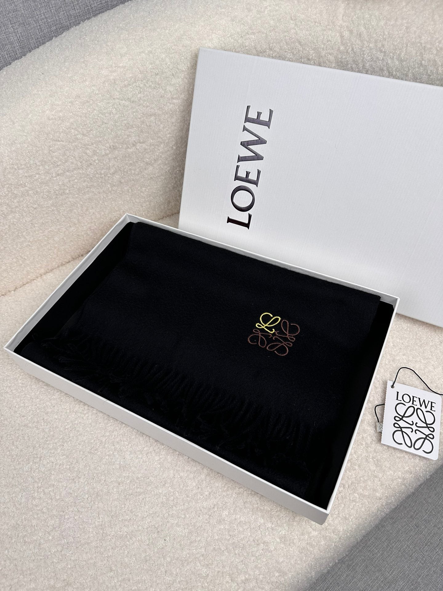 LOEWE 25S SCARF 180 IN CASHMERE 854508