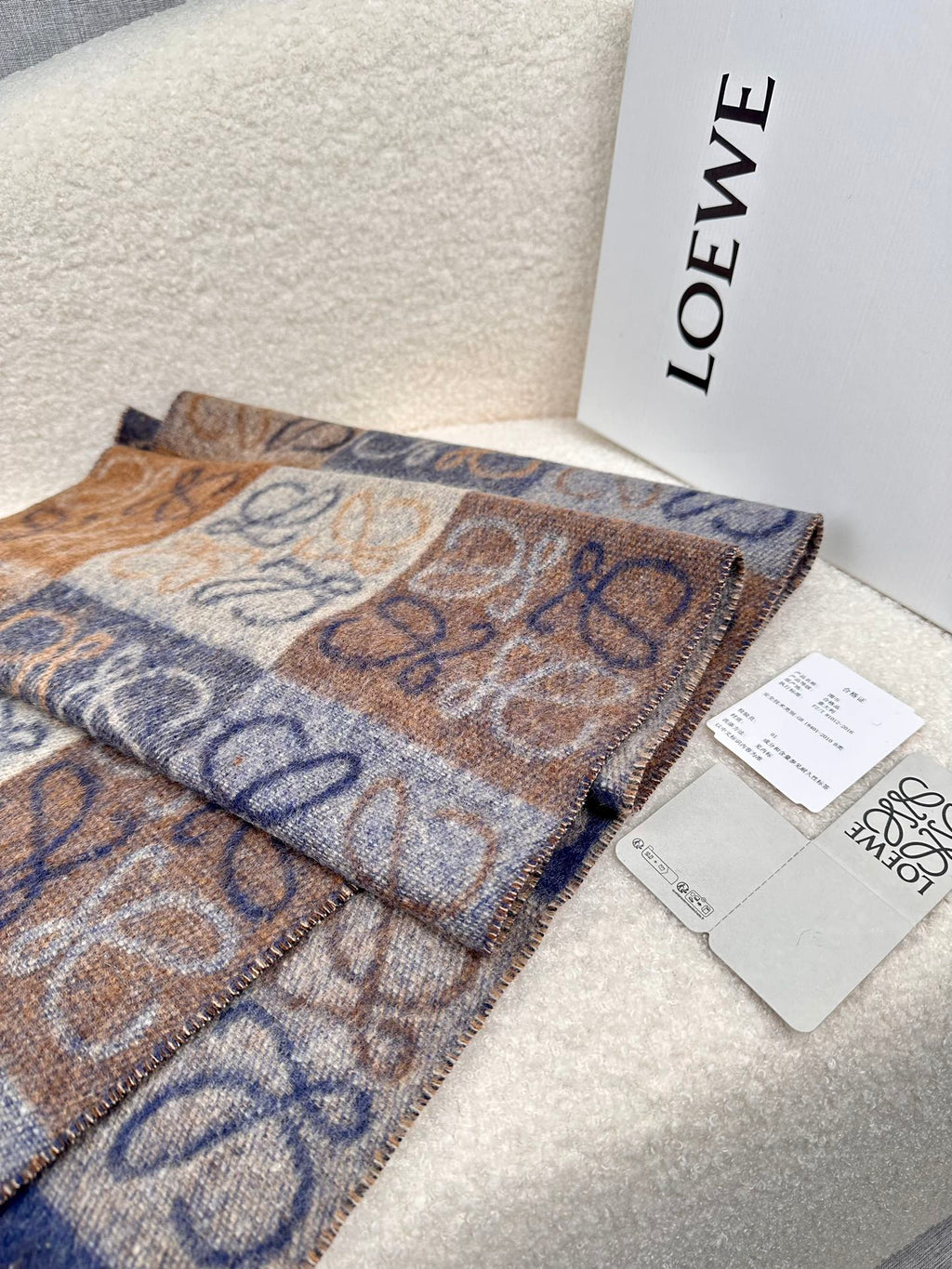 LOEWE 25S SCARF 200 IN CASHMERE 854512