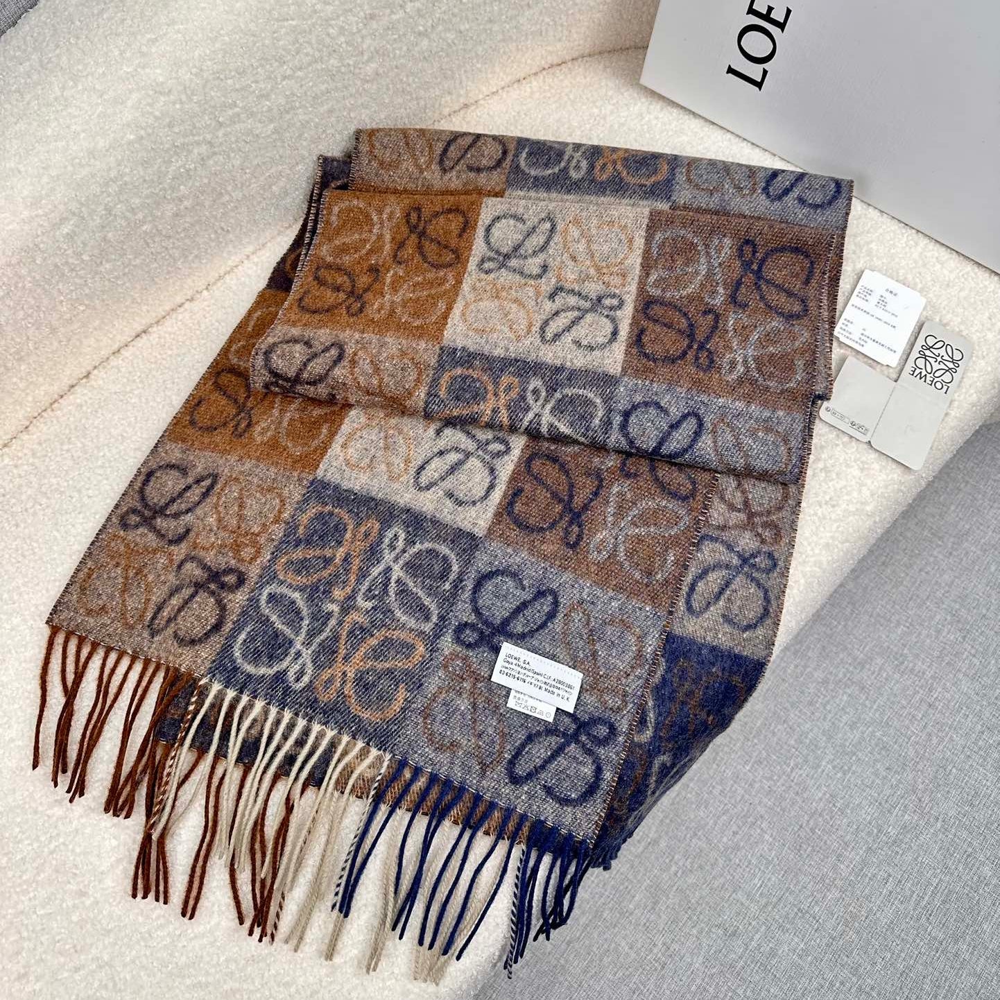 LOEWE 25S SCARF 200 IN CASHMERE 854512