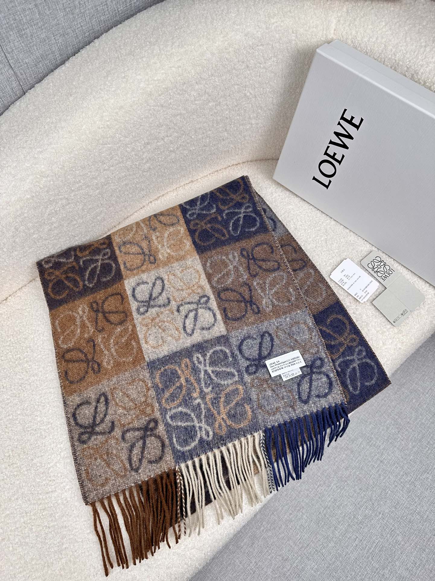 LOEWE 25S SCARF 200 IN CASHMERE 854512