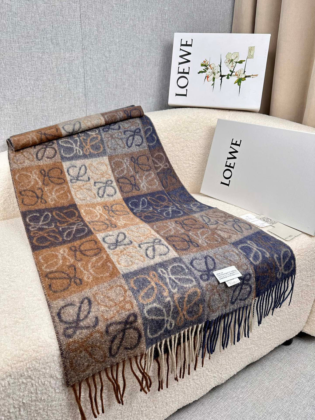 LOEWE 25S SCARF 200 IN CASHMERE 854512