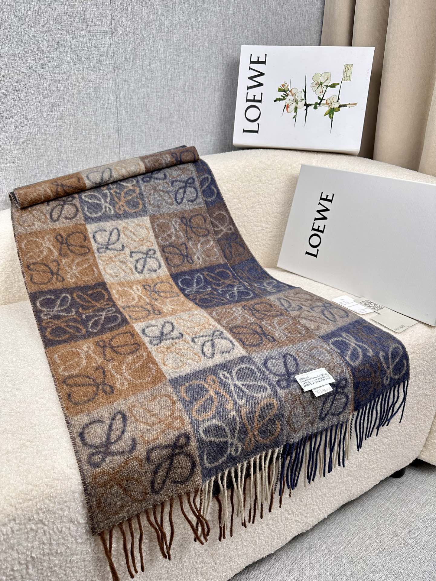 LOEWE 25S SCARF 200 IN CASHMERE 854512