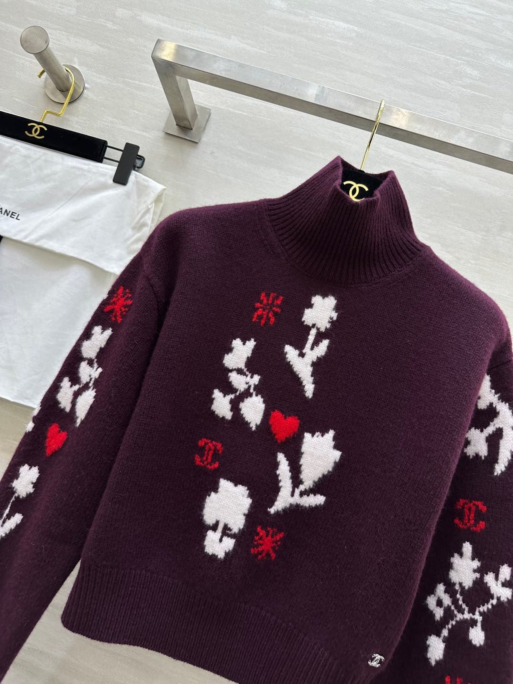 CHANEL 26S TURTLENECK SWEATER 678