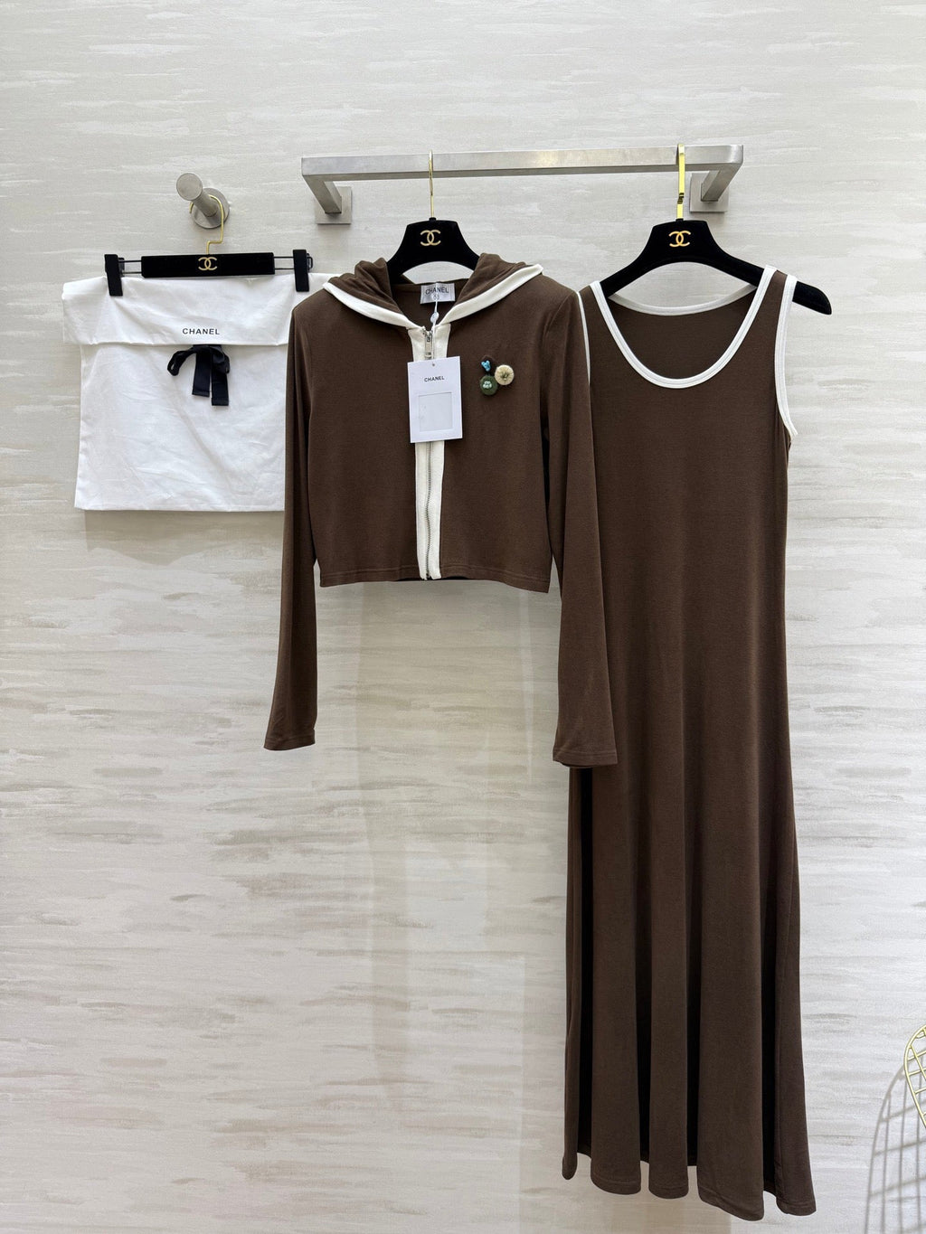 CHANEL 26S JACKET AND SLEEVELESS DRESS SET 961