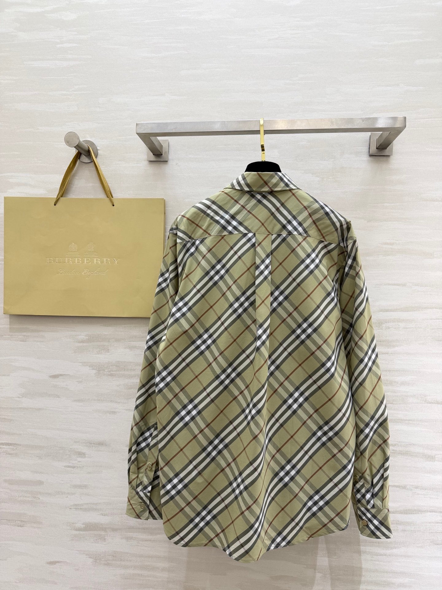 BURBERRY 26S SHIRT 405