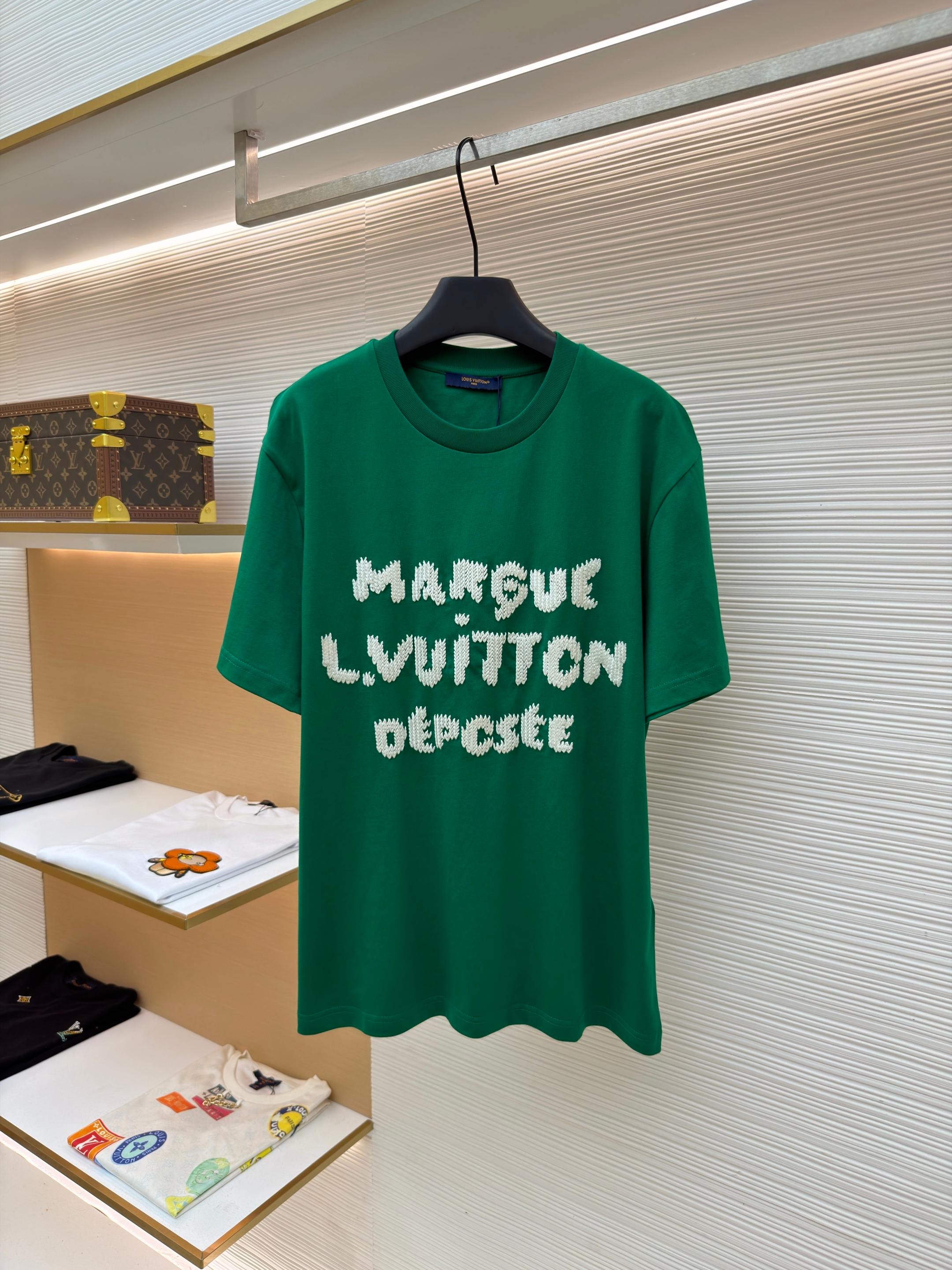 LV 26S T-SHIRT STYLE 207