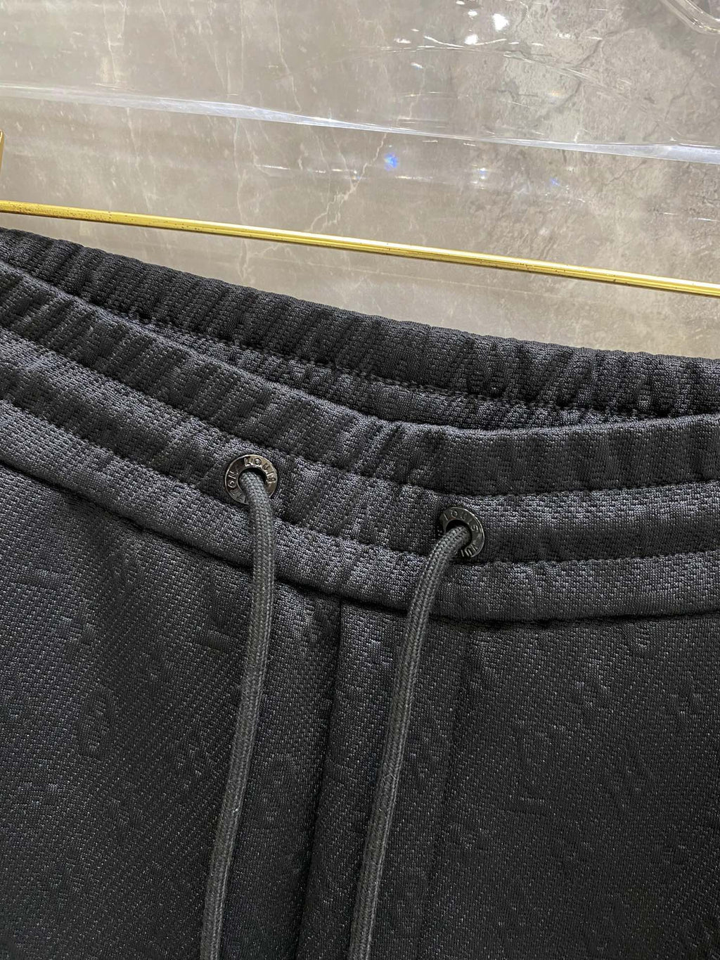LV BLACK TROUSERS 239481