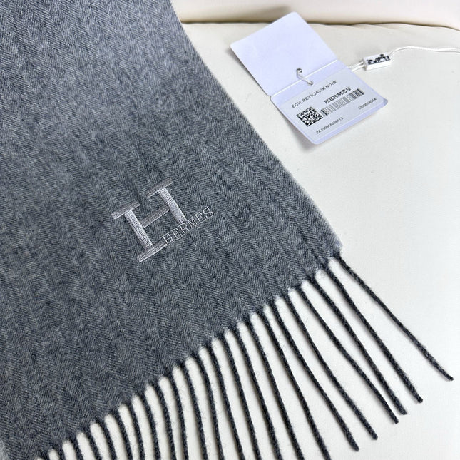 HERMES 26S LONG SCARF 190 IN CASHMERE 309793