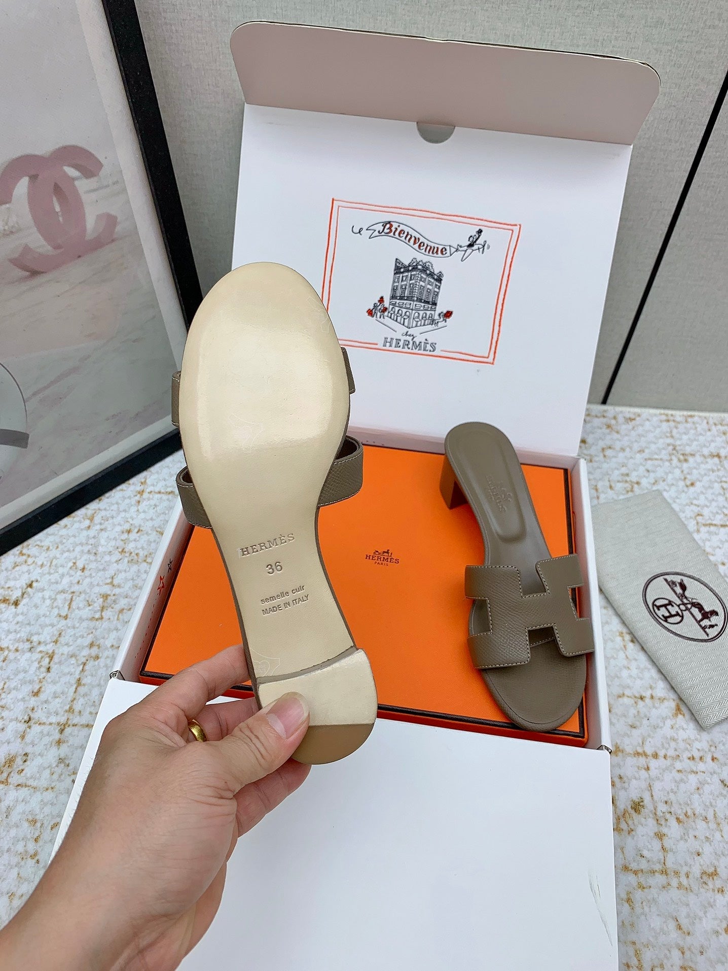HM OASIS SANDAL HEEL 50MM IN TAUPE BROWN CALFSKIN
