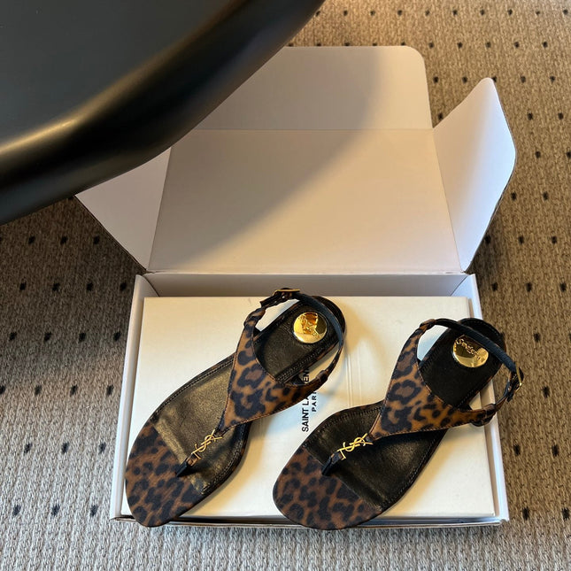 YSL 26S WIDE-STRAP THONG SANDALS IN LEOPARD PRINT FABRIC