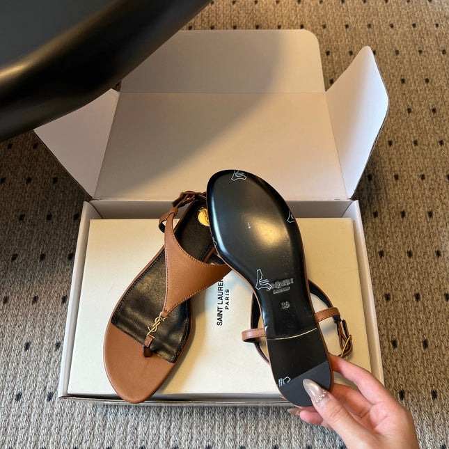 YSL 26S WIDE-STRAP THONG SANDALS IN BROWN CALFSKIN