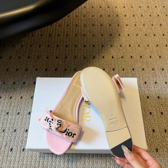 DIOR 26S DWAY SLIDE IN PINK FABRIC AND LAMBSKIN