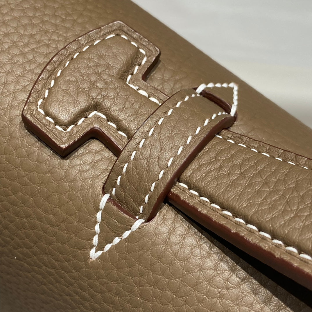 SAC A DEPECHES LIGHT 38 IN ELEZAN TOGO CALFSKIN
