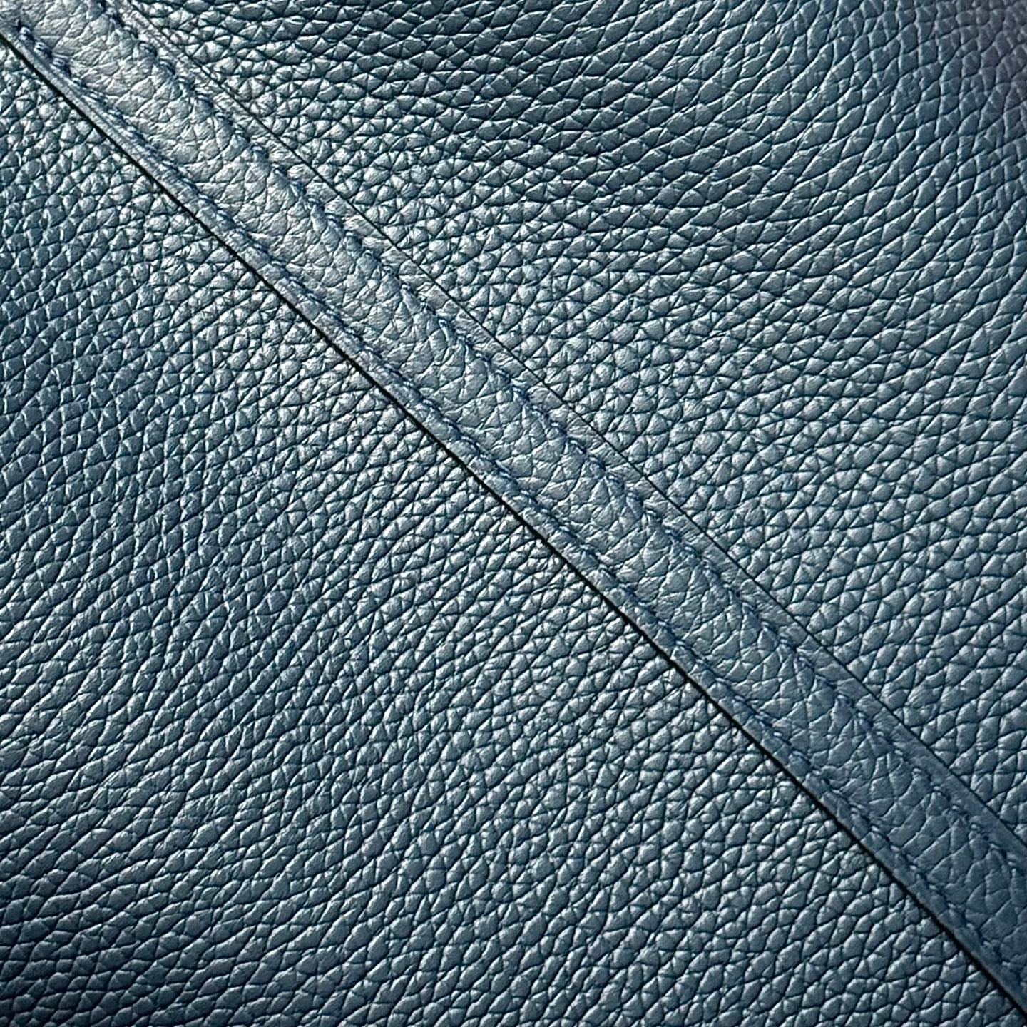 HERMES 25S PICOTIN LOCK 22 IN NAVY BLUE CALFSKIN SILVER HARDWARE