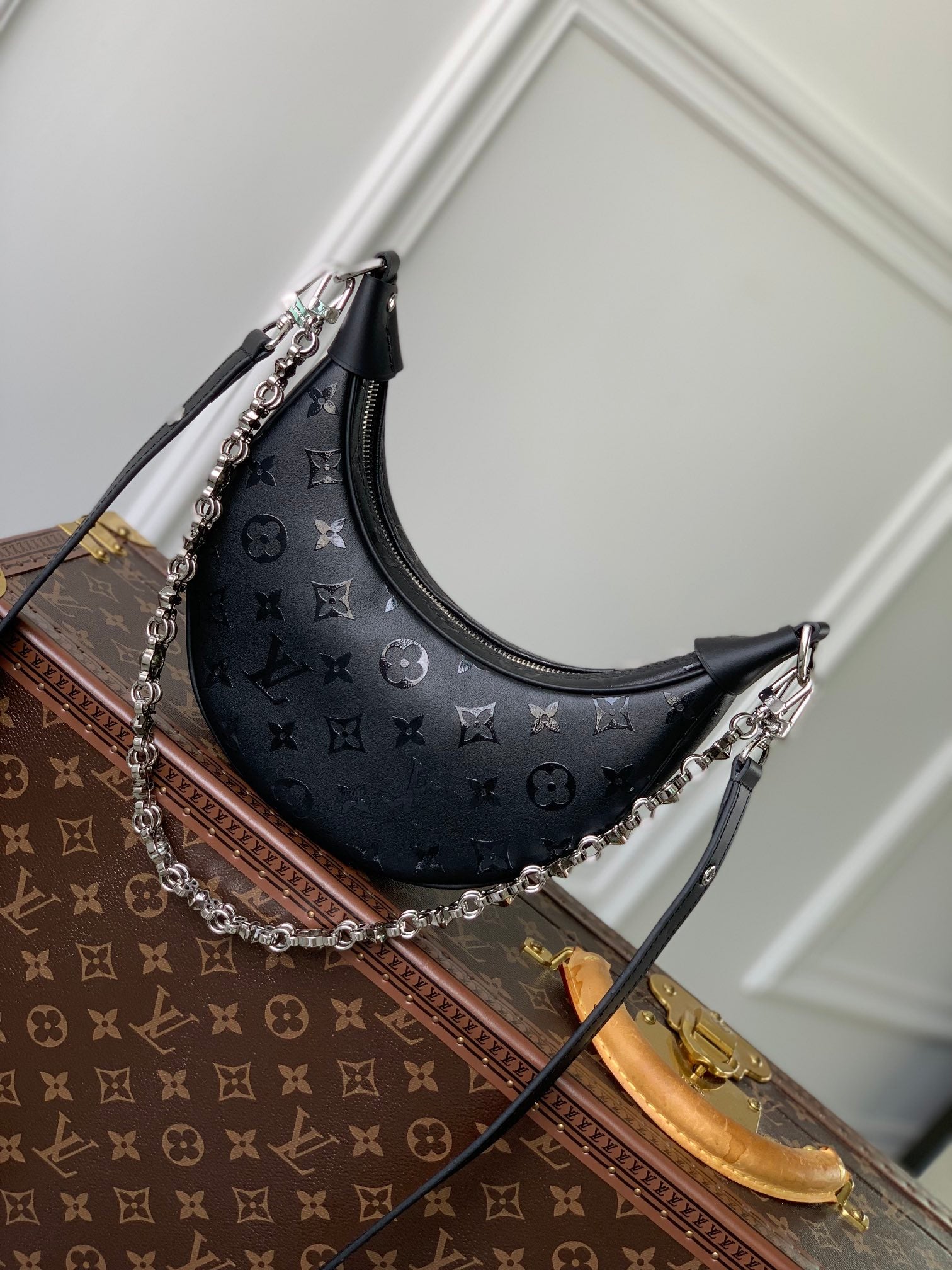 LOOP HOBO 23 IN BLACK MONOGRAM EMPREINTE CALFSKIN EMBOSSED LOGO