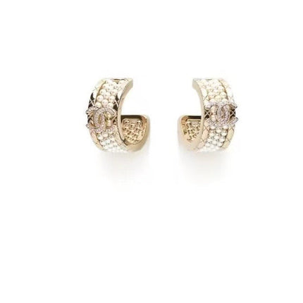 CHANEL 26S DOUBLE C LOGO PEARL & CRYSTAL HOOP EARRINGS IN GOLD METAL 630028