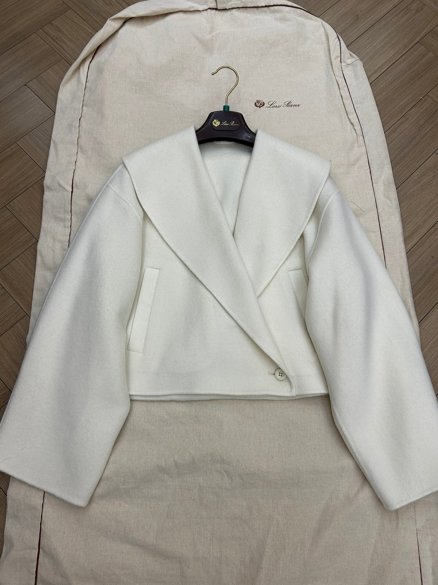 LP SHORT JACKET STYLE 225