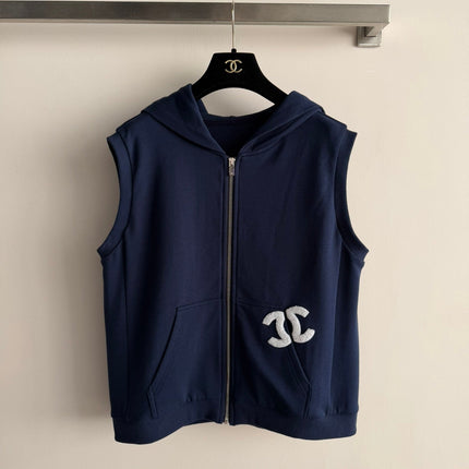 CHANEL 26S HOODED VEST 880