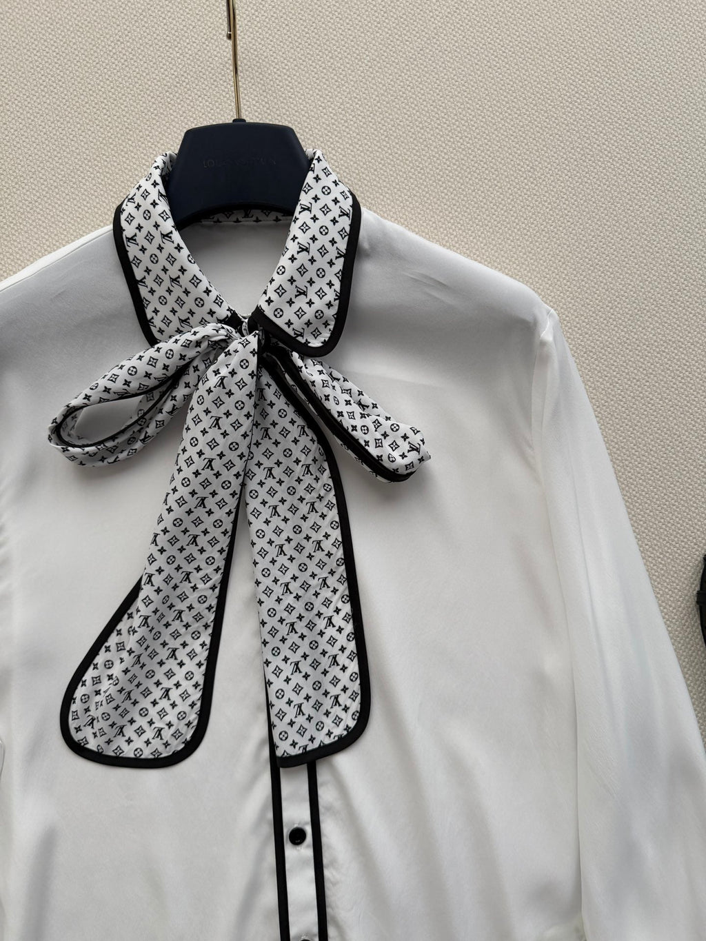 LV 26S SILK SHIRT STYLE 249