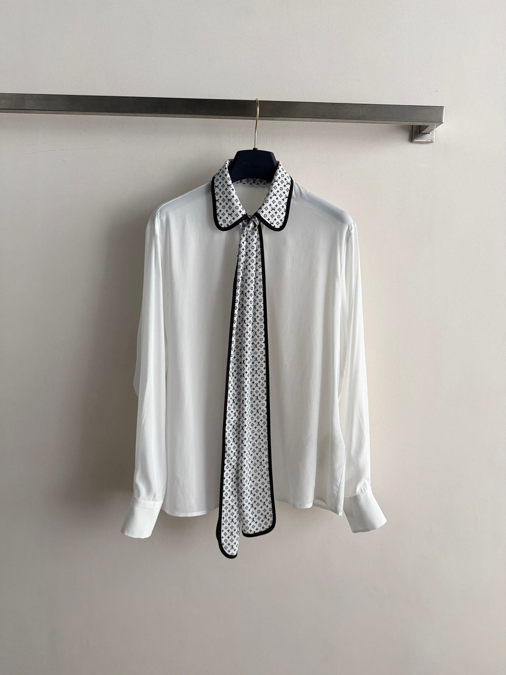 LV 26S SILK SHIRT STYLE 249