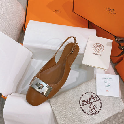 HM 26S INNOCENTE SLINGBACK IN CARAMEL BROWN CALFSKIN SILVER HARDWARE