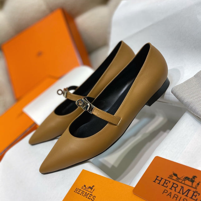 HM 26S KELLY BUCKLE MARY JANE POINTED FLATS IN BROWN CALFSKIN