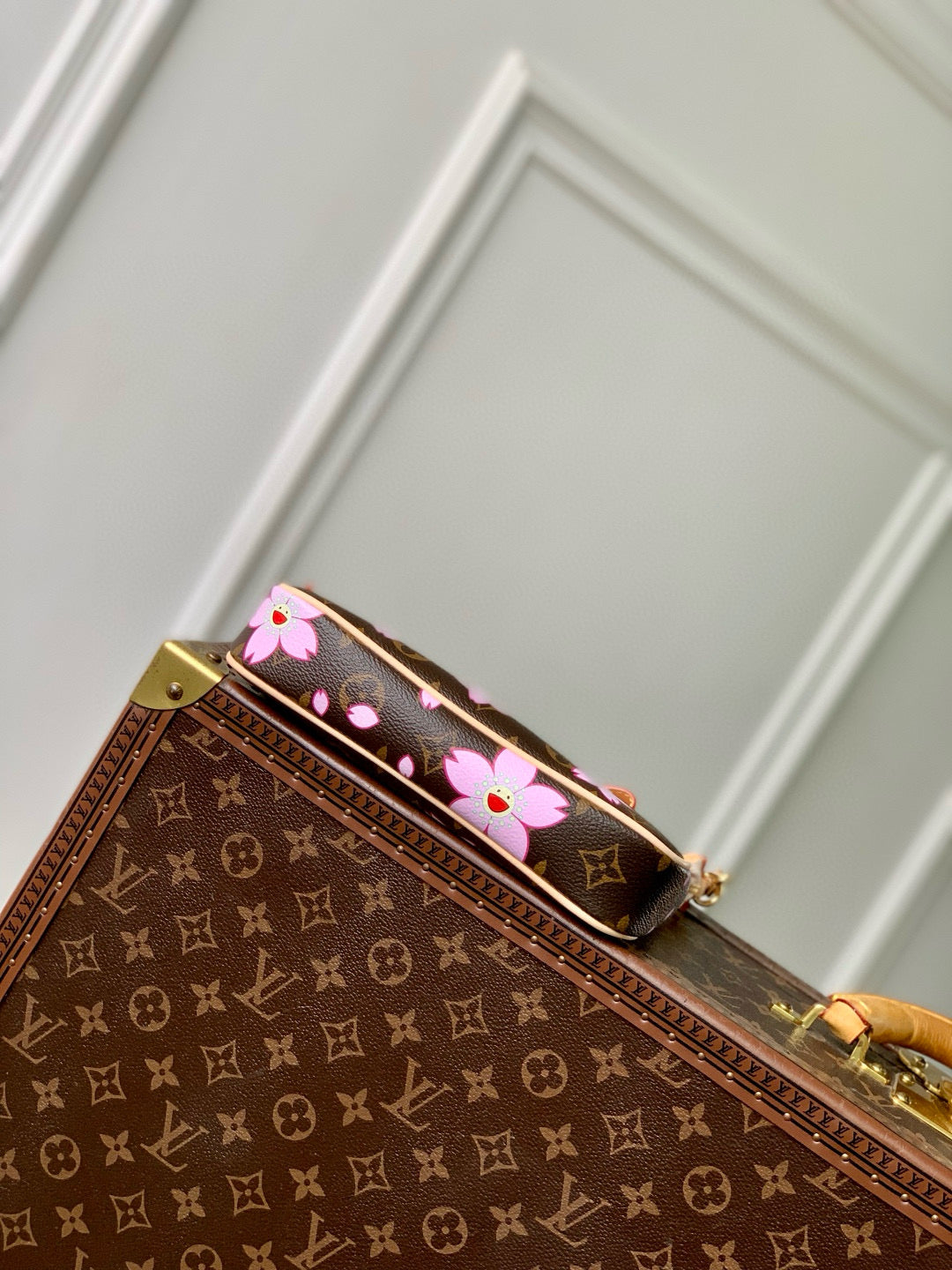 POCHETTE ACCESSOIRES BAG 22 IN SAKURA BROWN MONOGRAM COATED CANVAS