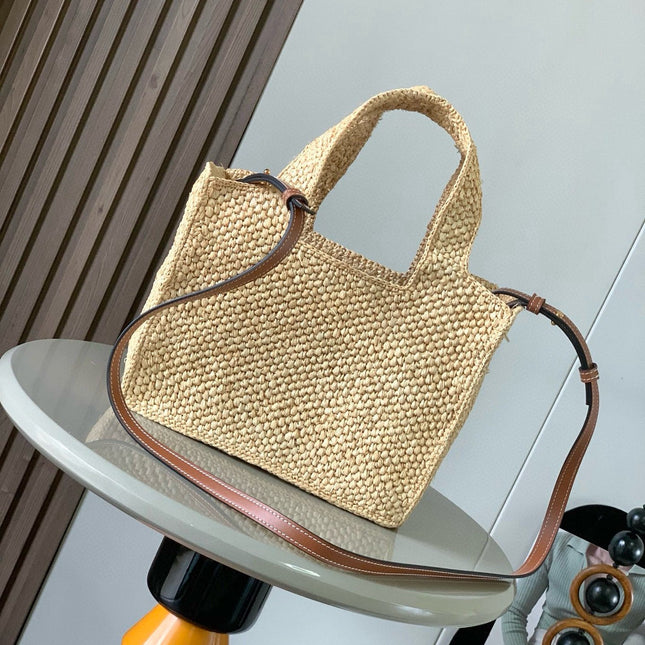 LOEWE 25S WE FONT TOTE BAG 24 IN NATURAL RAFFIA FIBER