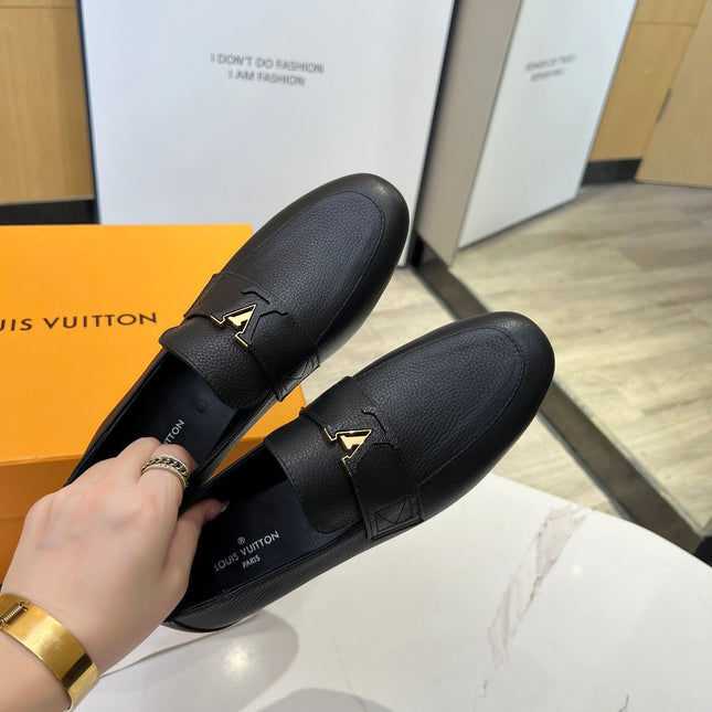 LV 26S MARE FLEX LOAFERS IN BLACK GRAINED CALFSKIN