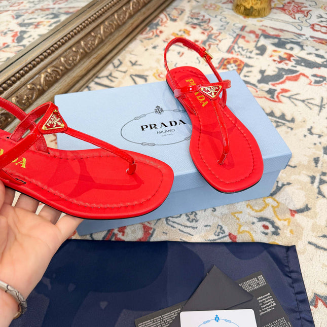 PRADA 26S THONG SANDALS IN RED CALFSKIN TRIANGLE LOGO