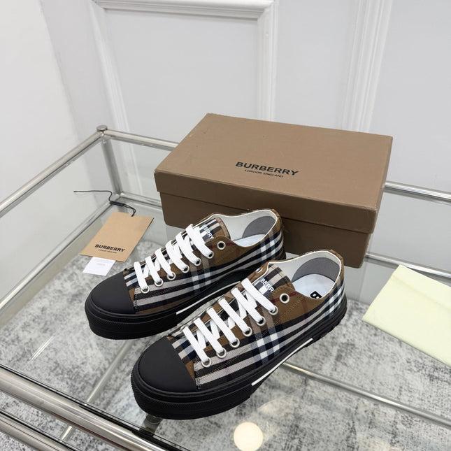 BURBERRY 26S VINTAGE CHECK SNEAKERS IN DARK BROWN AND BLACK CANVAS