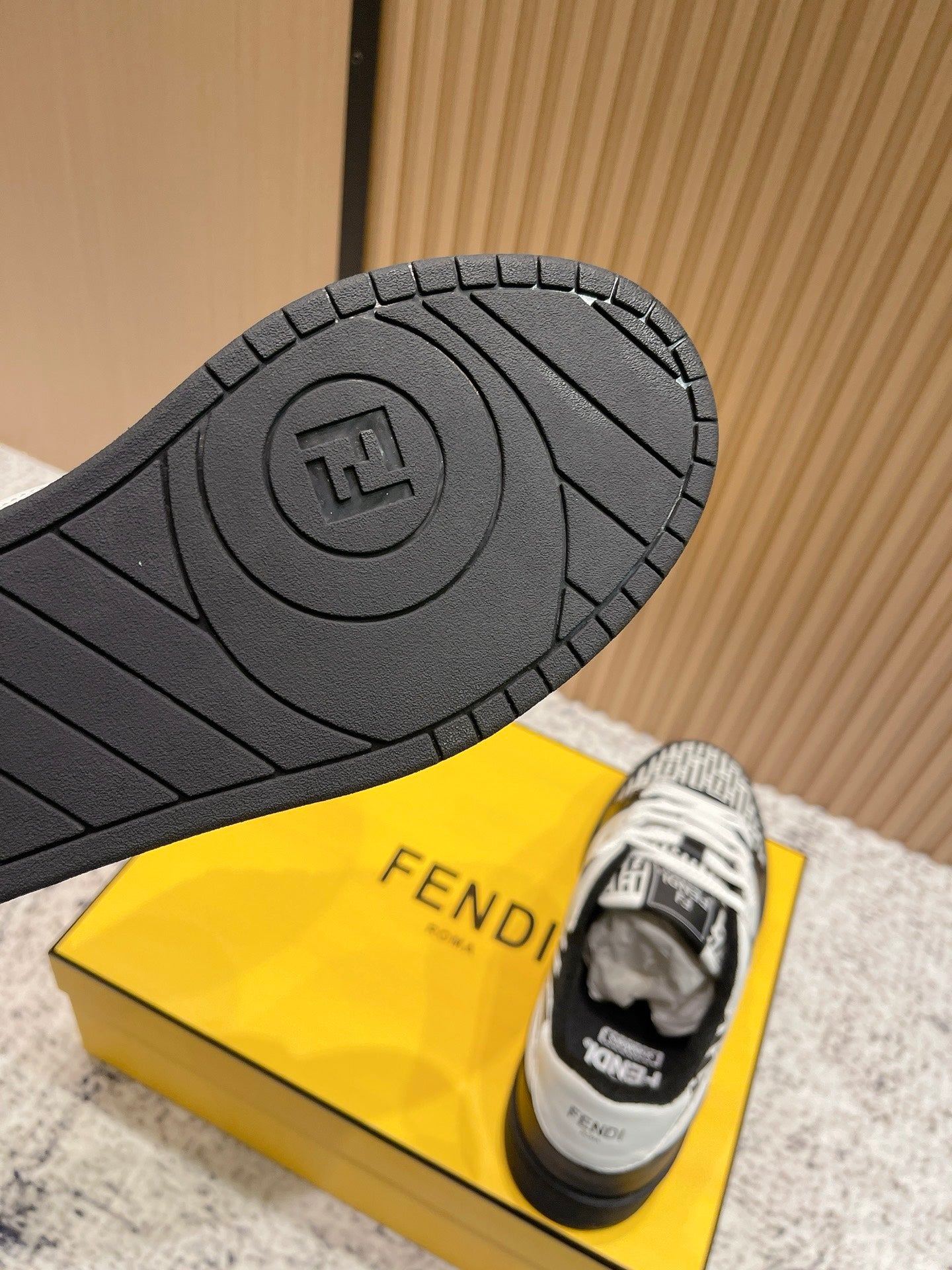 FENDI 25S MATCH SNEAKERS IN WHITE MIX BLACK CALFSKIN STYLE 2