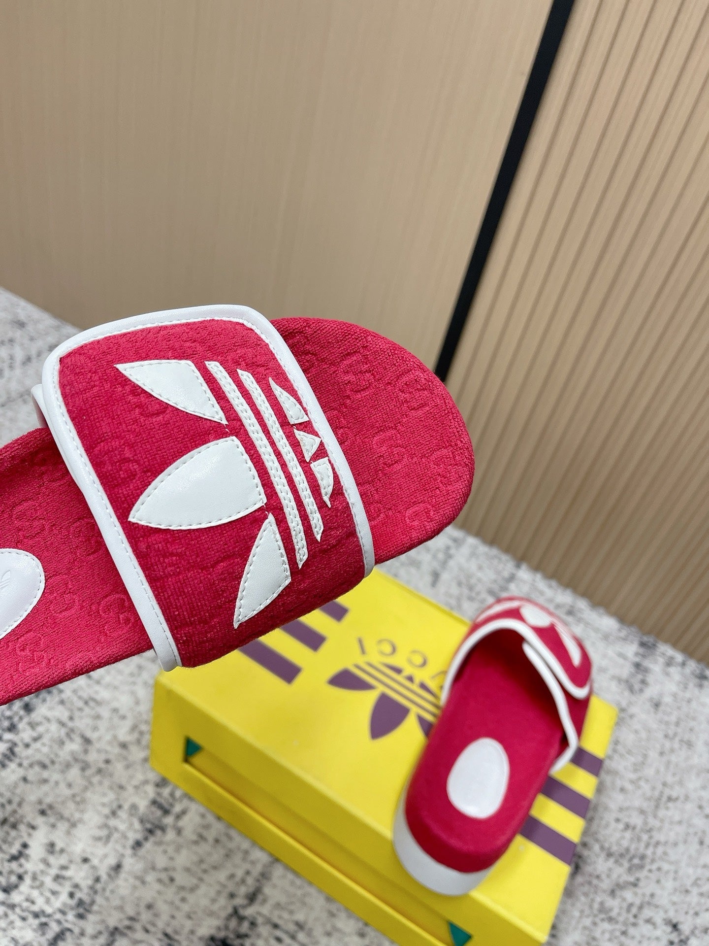 GUCCI 26S PLATFORM SLIDE SANDALS IN RED FABRIC