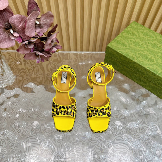 HORSEBIT HIGH-HEEL SANDAL WITH LEOPARD PRINT IN BRIGHT YELLOW VELVET AND CALFSKIN LINING