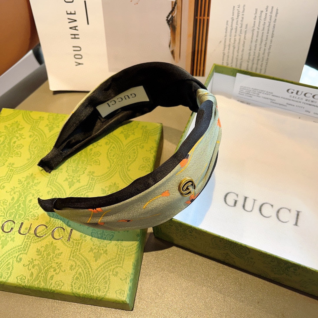 HAIRBAND WITH FLOWER PRINT IN MOSS GREEN SILK 398865