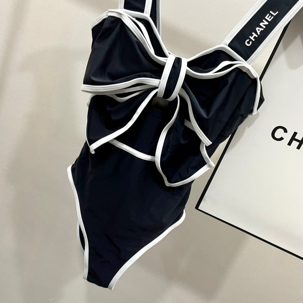 BODYSUIT SWIMSUIT IN BLACK AND WHITE TRIM 627829