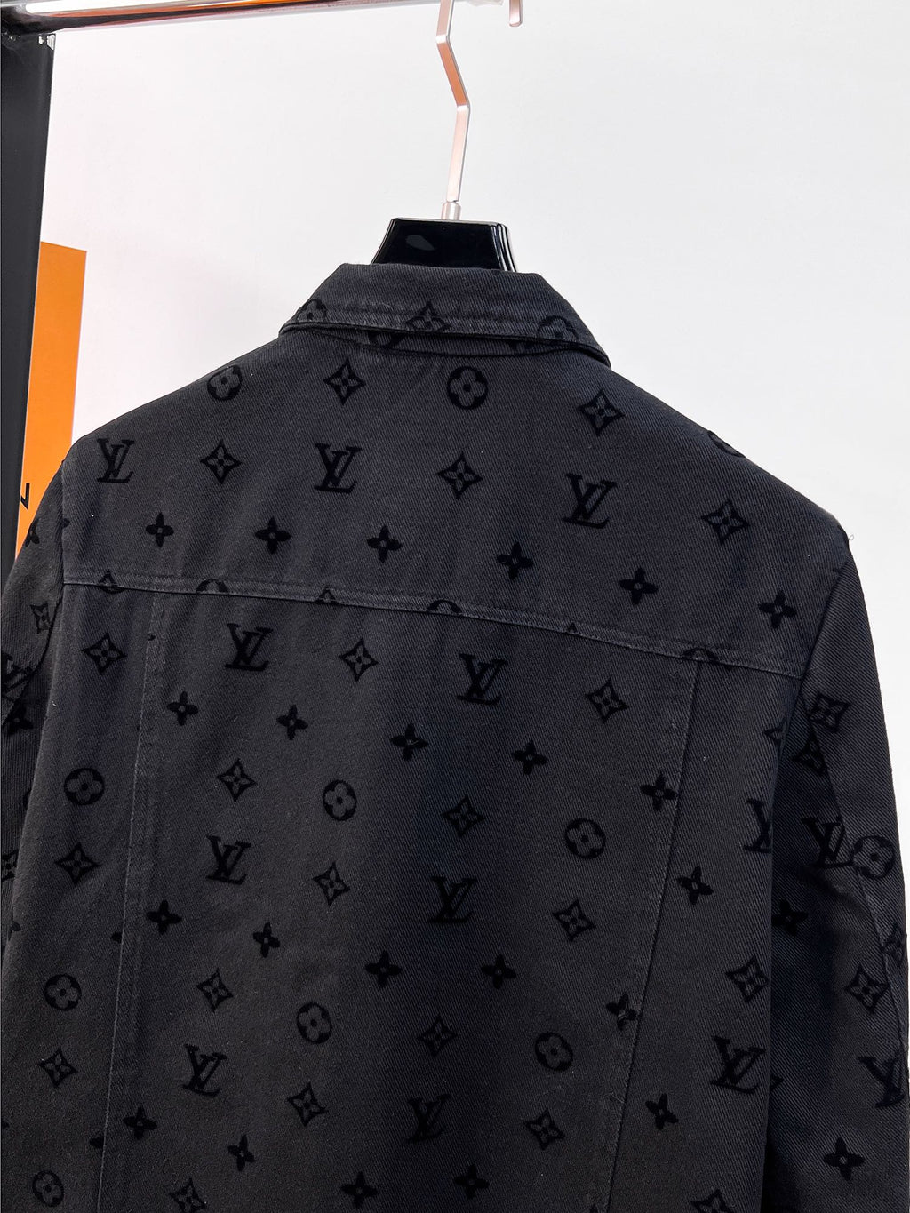 LV BLACK MONOGRAM DENIM JACKET 239525